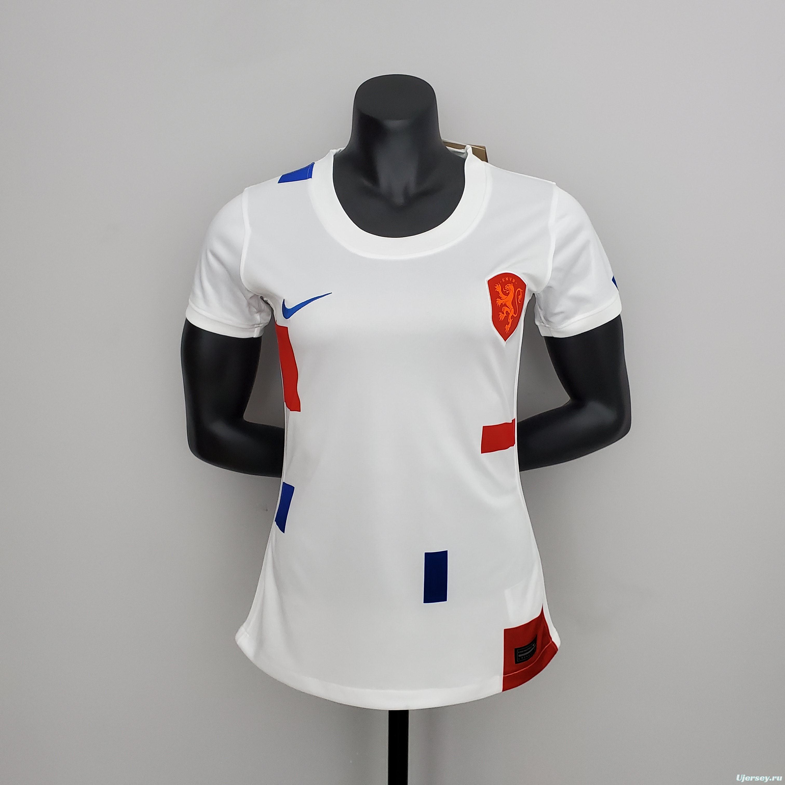 2022 Netherlands woman away