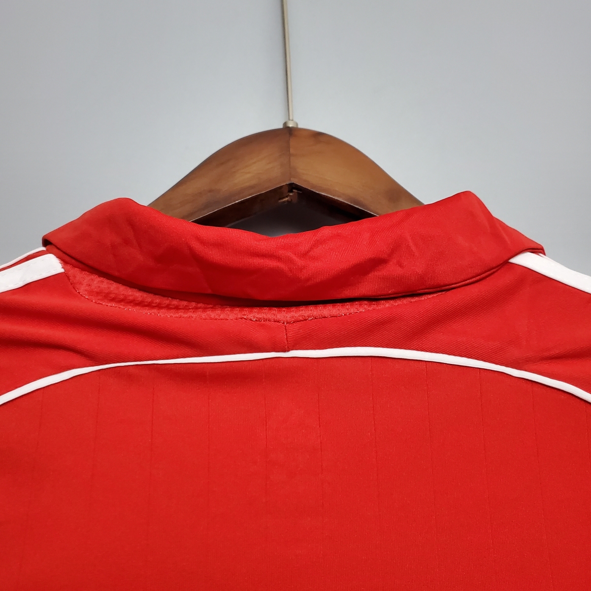 Retro Liverpool 06/07 home Soccer Jersey