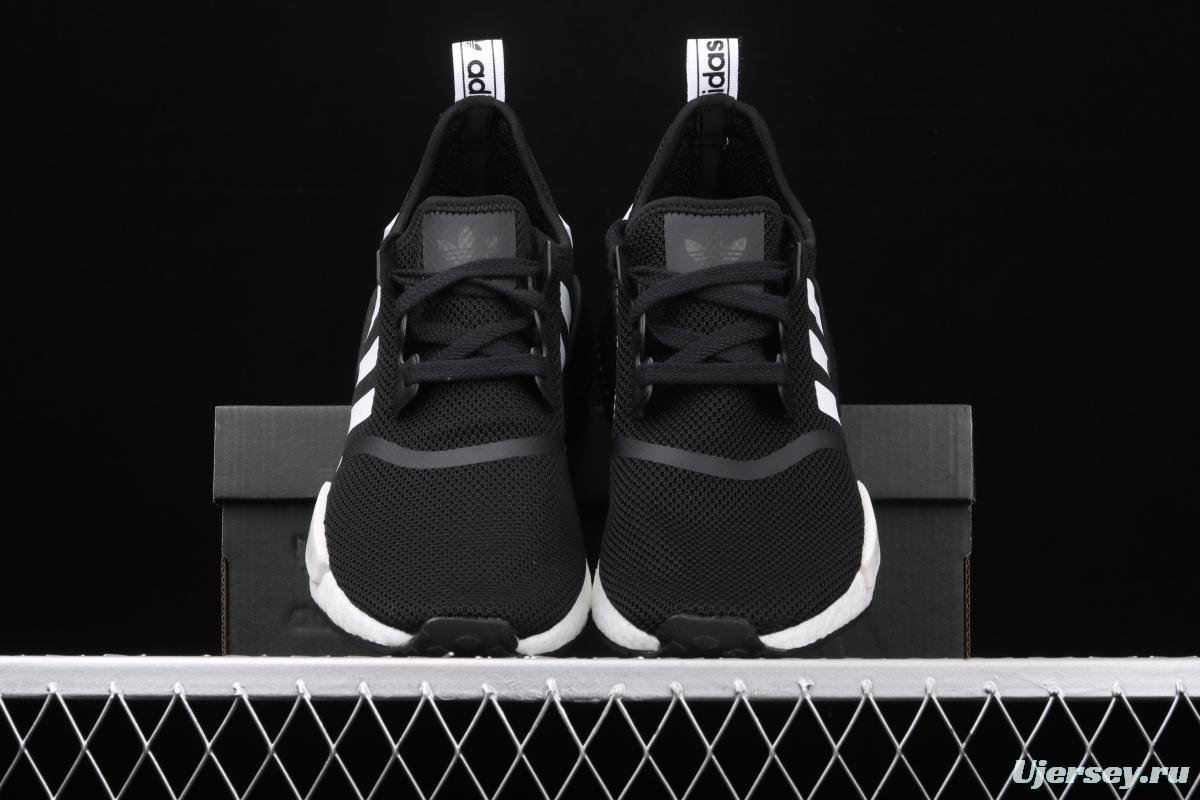 Adidas NMD R1 Boost B8031 really awesome casual running shoes