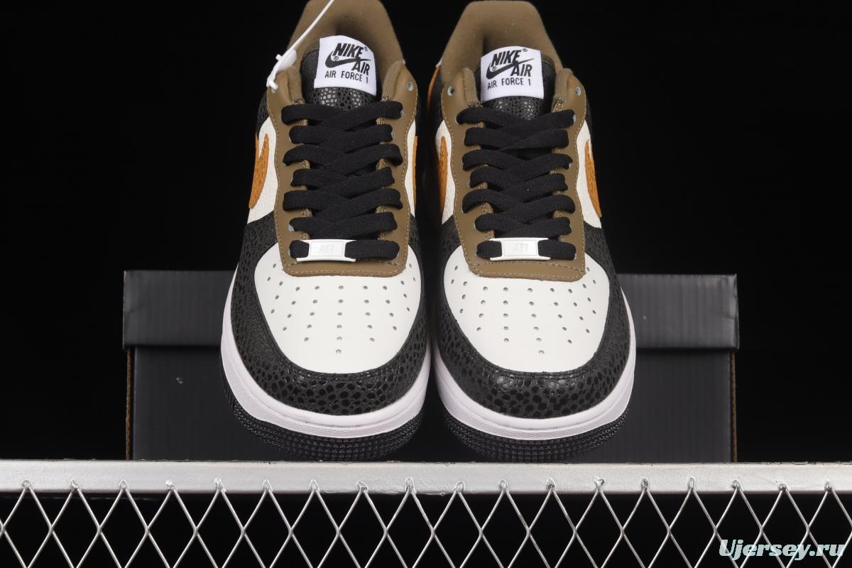 NIKE Air Force 1'07 Low Low Top Casual Sneakers CW2288-118