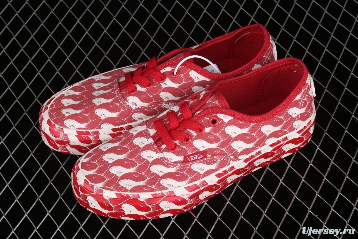 Opening Ceremony x Vans Authentic Yang Chao co-named the same red and white Yin Yang Snake low upper board shoes VN0A348A43Z