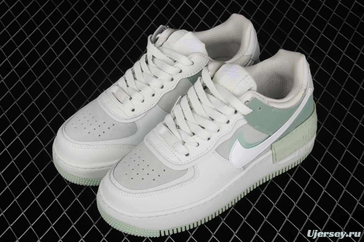 NIKE Air Force 1 ShAdidasow light weight heightened low-top 100-board shoes CW2655-001