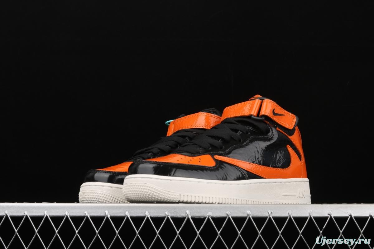 NIKE Air Force 11607 Mid in the help / retractor lacquered leather black orange 804609-188