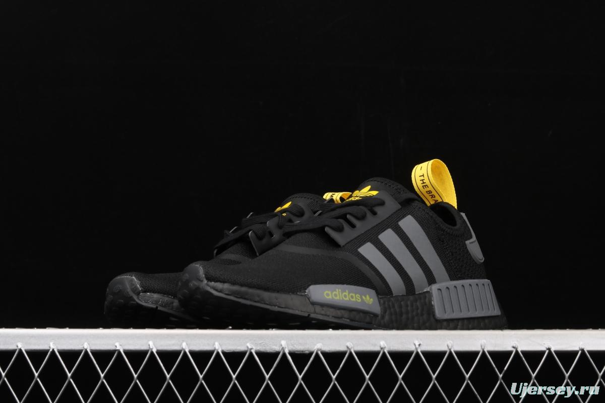 Adidas NMD R1 Boost B8303 new really hot casual running shoes