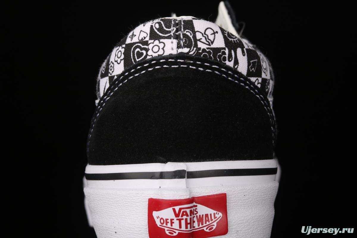 Vans Old Skool Vance black and white graffiti printed low upper canvas board shoes VN000D3HY28