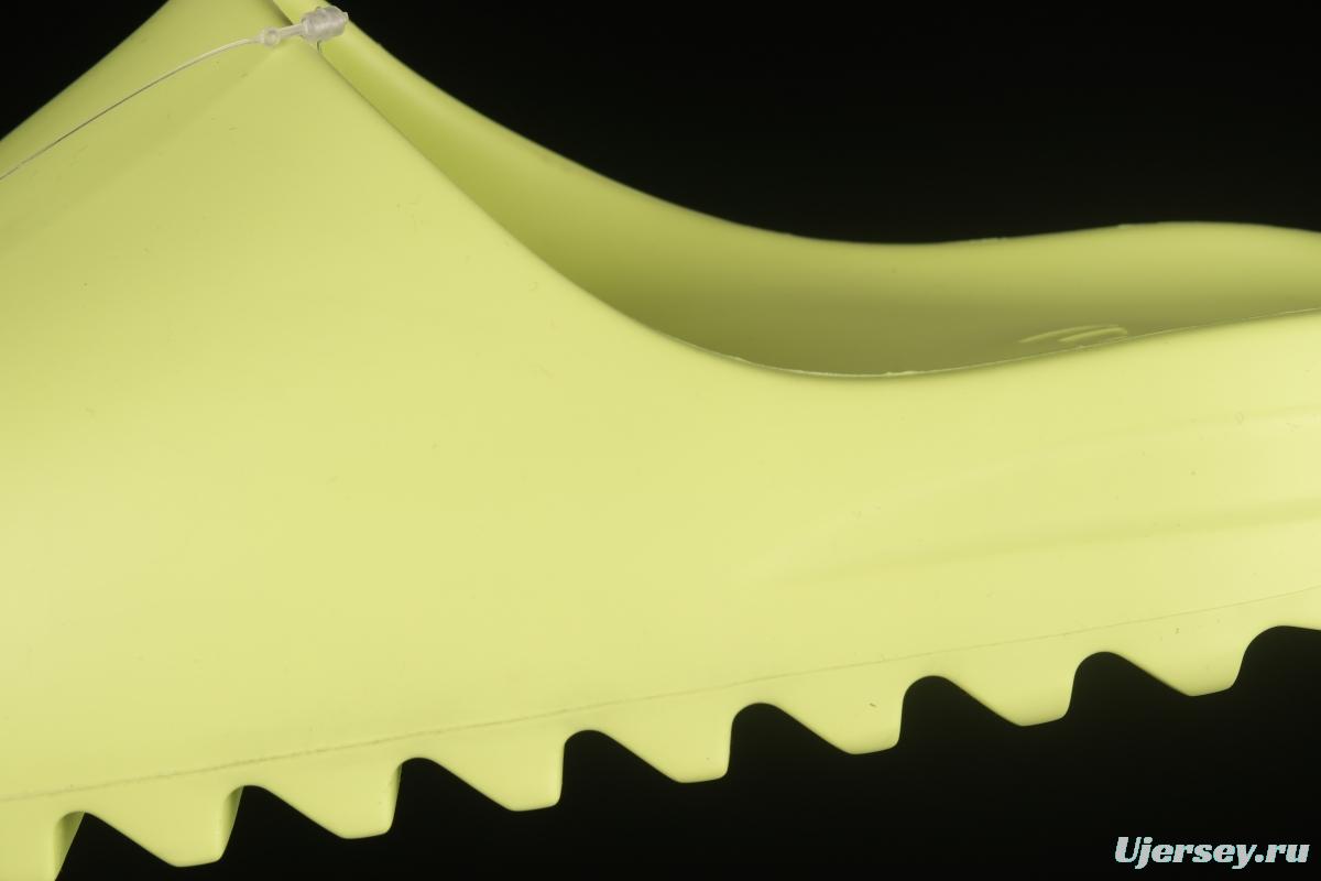 Kanye West x Yeezy Slide Resin GX6138 Fluorescent Green