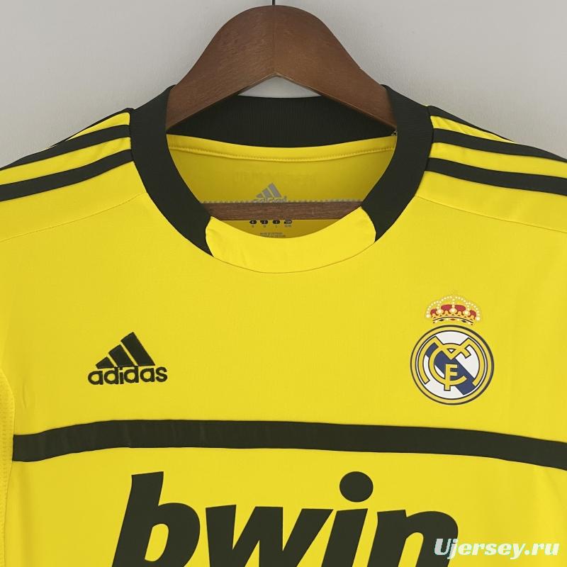 Retro Real Madrid 11/12 Goalkeeper Yellow Jersey