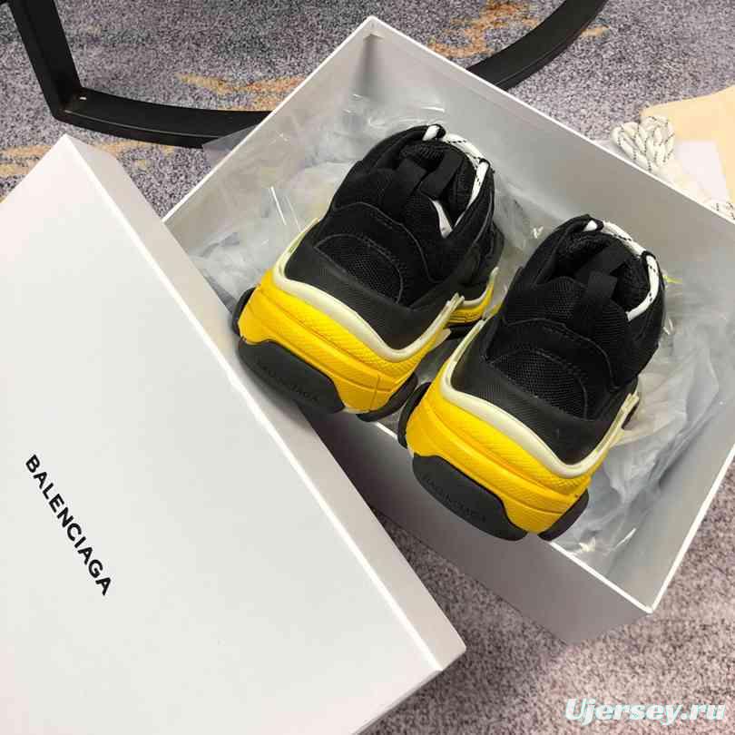 Men Balenciaga Triple-S Sneaker Yellow Sole Black