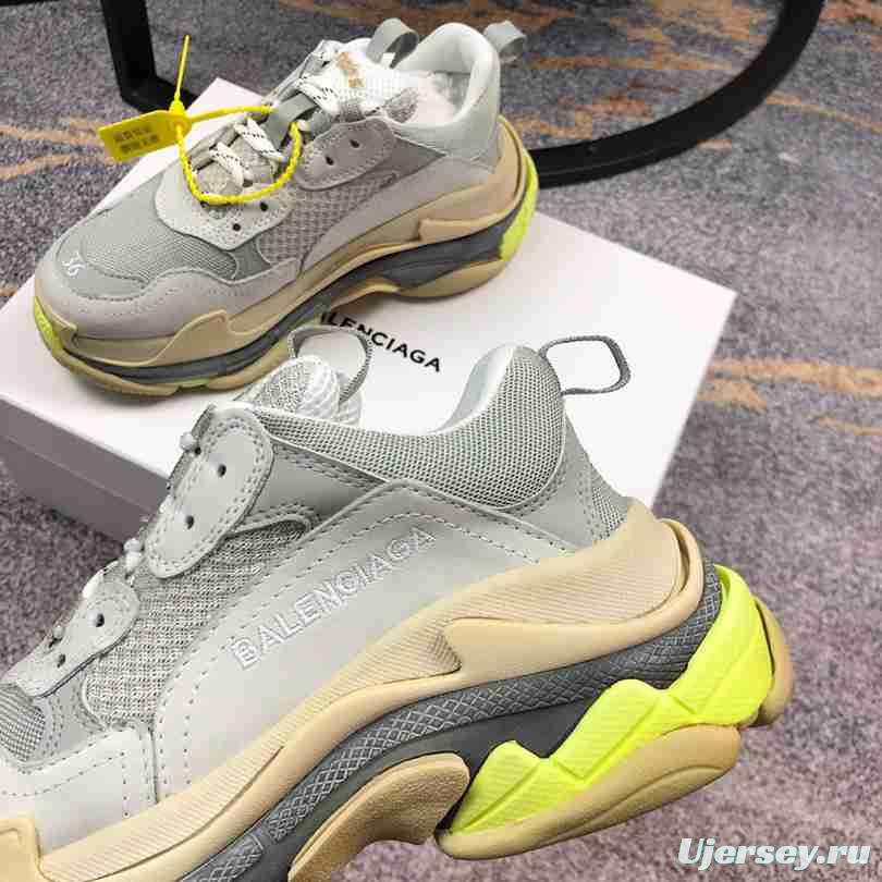 Men Balenciaga Triple-S Sneaker Grey Sneaker