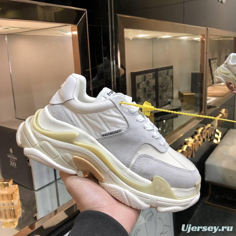 Men/Women Balenciaga Triple S 2.0 Sneaker Grey Item 6380340