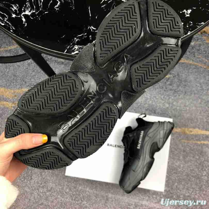 Men Balenciaga Triple-S Sneaker Black