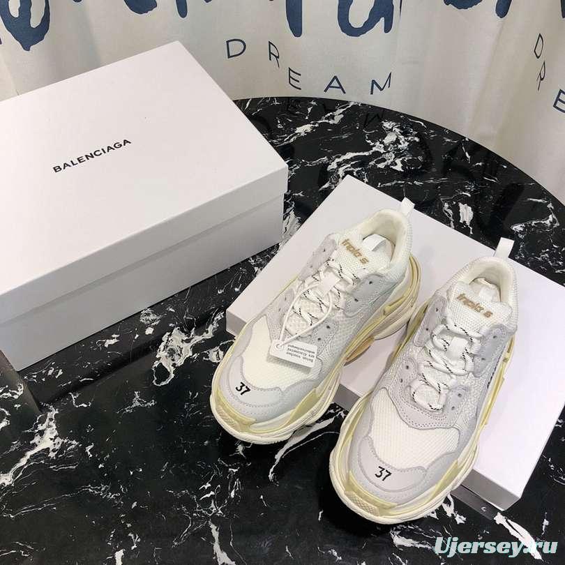 Men/Women Balenciaga Triple S Sneaker White/Grey