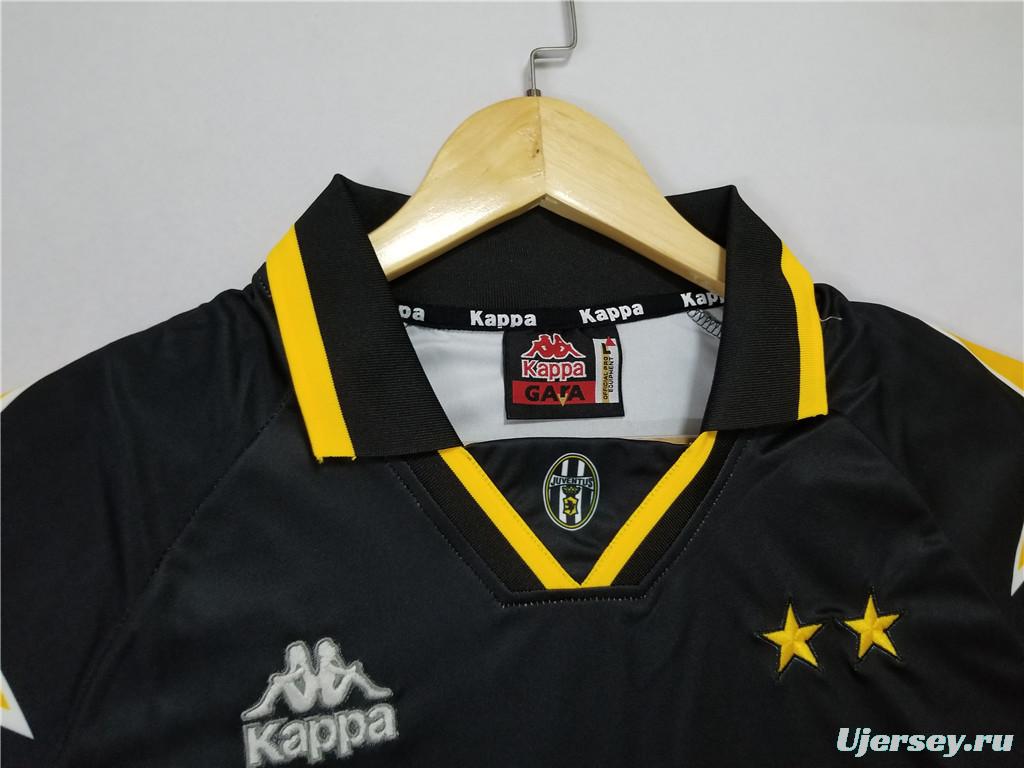 Retro 95/96 Juventus Third Black Jersey