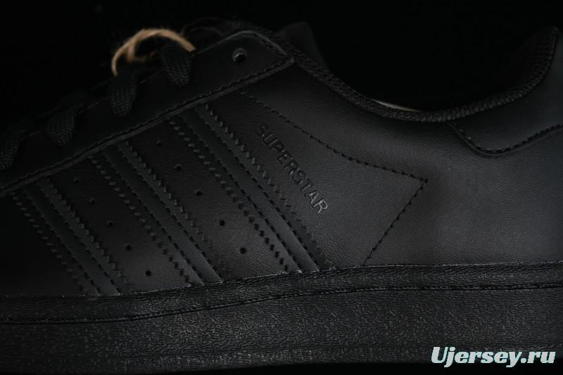 Adidas Superstar EG4957 Classic Shell Toe Casual Sneakers - EG4957