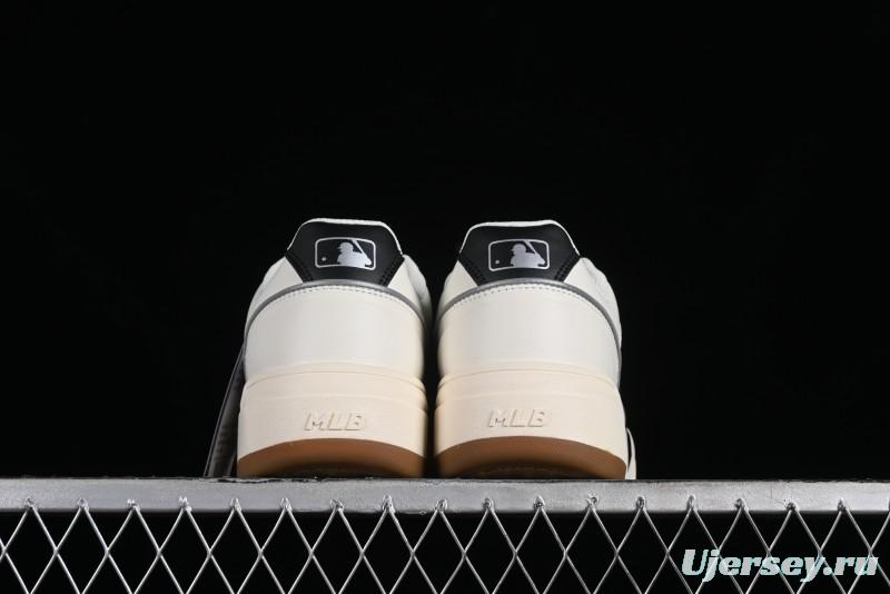 MLB Chunky Liner Basic New York Yankees Thick Sole Platform Sneakers with 6cm Height Increase - 3ASXCA12N50IVS