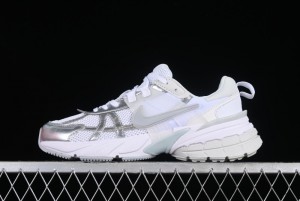 Nike Runtekk V2K Retro Low-Top Running Shoes with Cushlon Midsole and Distressed Effect - FD0736-104
