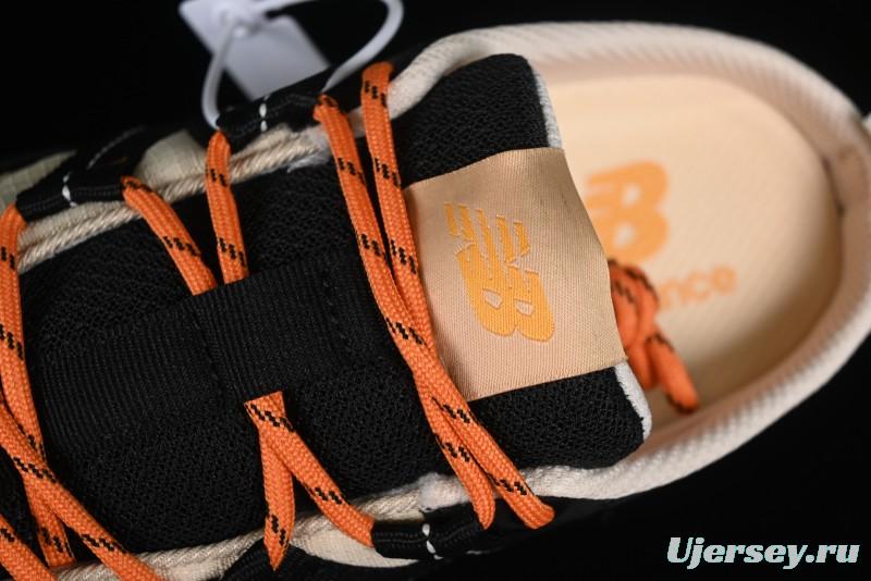 New Balance CRV CAP V2 Casual Sneakers with Flat Sole and Mesh Upper - SD3205YE2