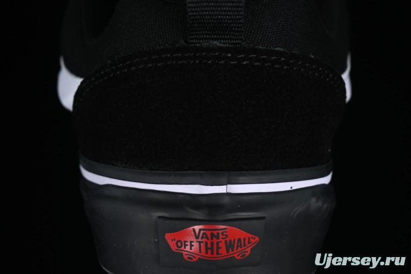 Vans Classics Knu Skool Retro Skate Shoes with Thickened Tongue and Oversized Toe - VN0009QCB9P