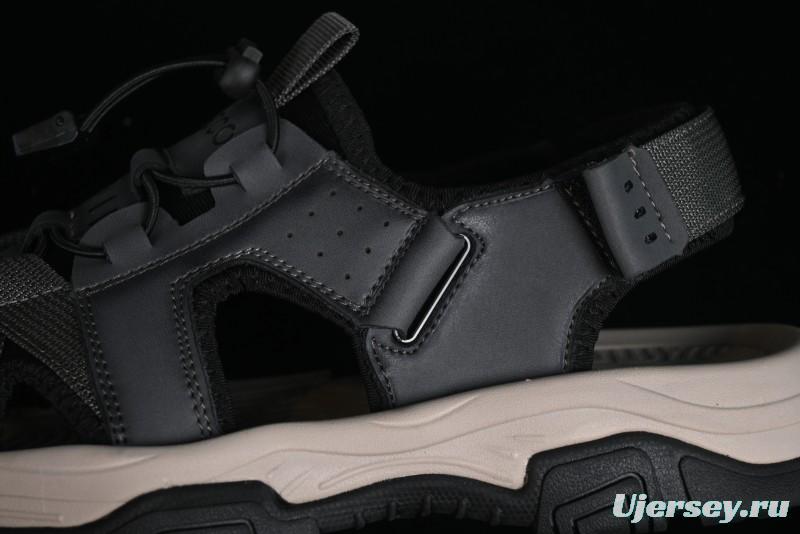 ECCO New Terrain Series Outdoor Closed-Toe Sandals Water Shoes with Breathable Design - 63890301002