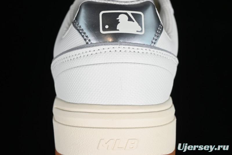 New York Yankees MLB Chunky Runner Basic Lace-Up Lightweight Casual Sneakers - 3ASXCBS4N50IVS