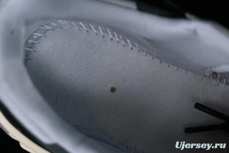 Nike V2K Runtekk 3XL Retro Low-Top Running Shoes with Shock Absorption and Anti-Slip Design - HJ4497-300