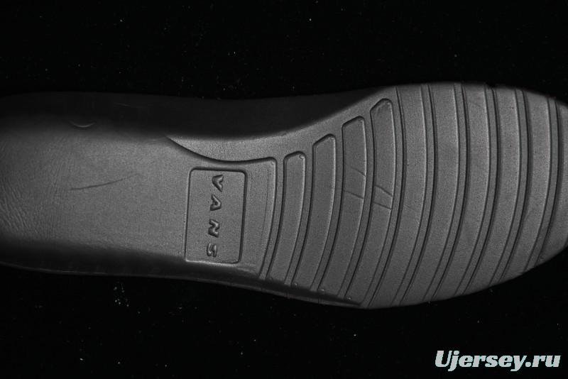 Vans Rowley XLT Retro Skate Shoes with Cushioning and Durability - VN000D1GA2T