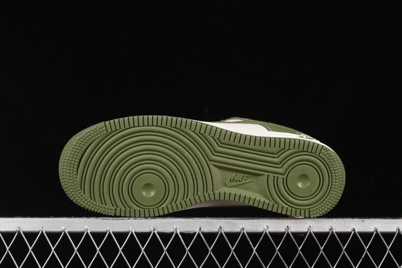Nike Air Force 1 '07 Low Stussy Collaboration - Lotus Green Low-Top Casual Sneakers - BB5353-515