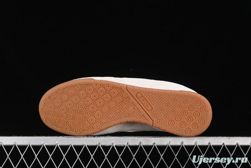 New Balance RC42 Series Retro Football Training Casual Sneakers - URC42EA