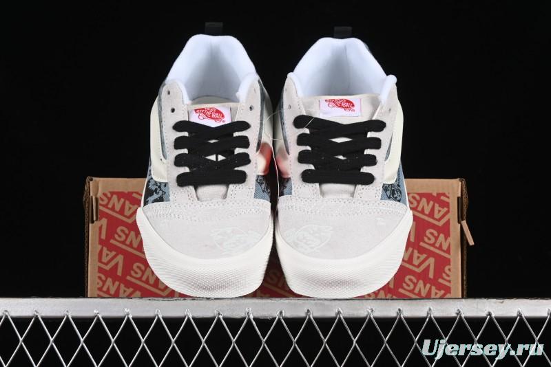 HIRONO Knu Skool Low-Top Casual Sneakers with Denim Graffiti Design - VN0009QCRBL