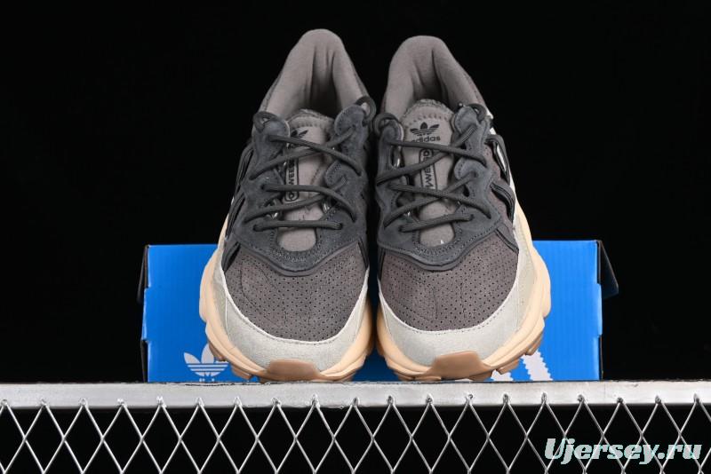 Adidas Originals Ozweego TR Retro Lightweight Running Sneakers - IF8577