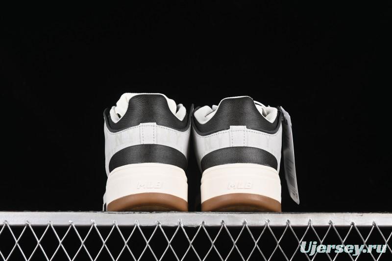 New York Yankees Chunky Liner Mid Denim Monogram Sandals with Velcro Closure and Thick Sole - 3ASXCHL4N50GRS