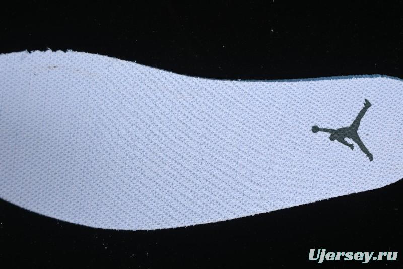 Nike Air Jordan 1 Mid Basketball Shoes in White/Oxidized Green - BQ6472-133