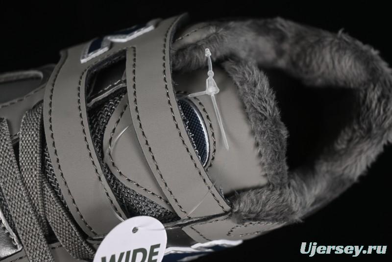 New Balance 2002R Series Hook & Loop Kids Shoes with Fleece Lining - PV2002RA