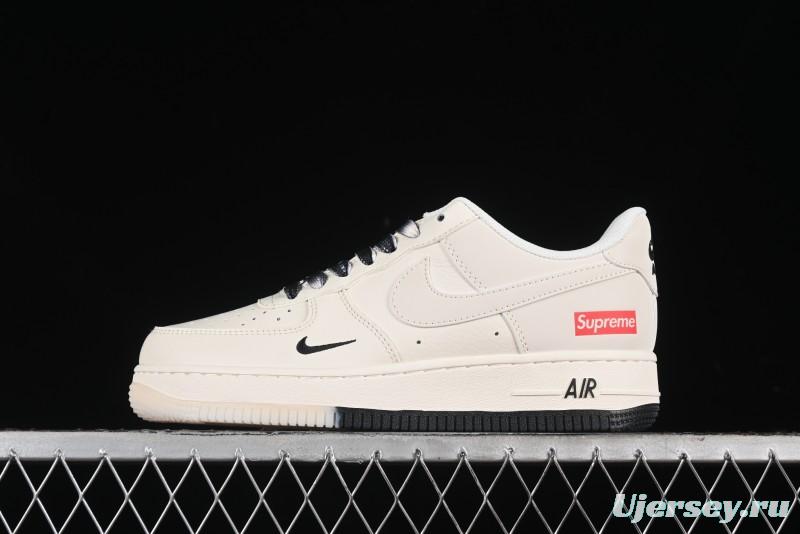 Nike Air Force 1 '07 Low Supreme Collaboration - White Black Two-Tone Low-Top Casual Sneakers - BB7577-217