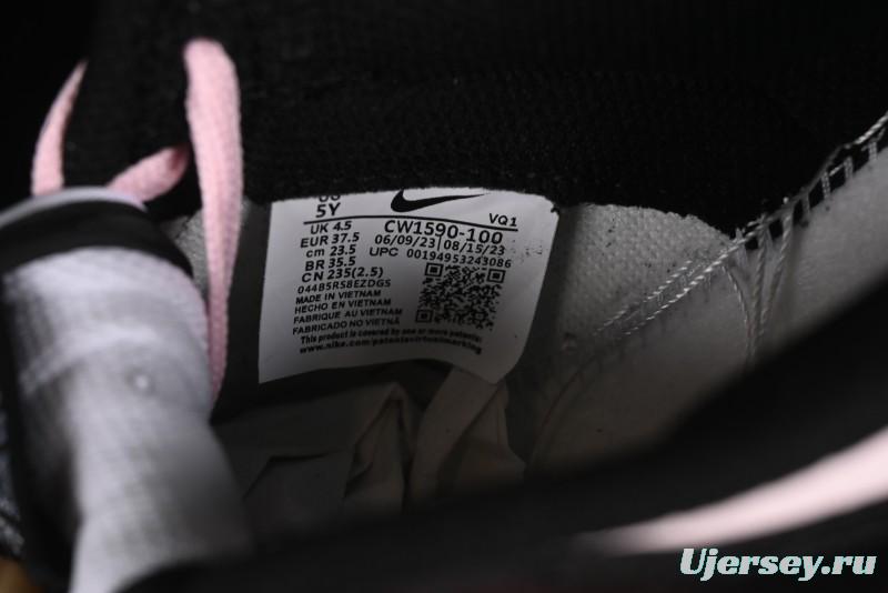 Nike Dunk Low Retro SB Casual Sneakers with Misty Sakura Design - CW1590-100