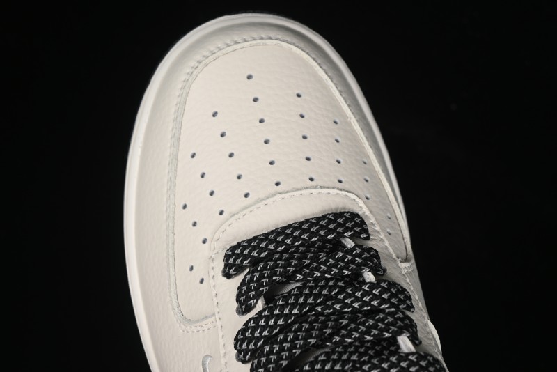 Nike Reigning Champ Air Force 1'07 Low-Top Casual Sneakers with 3M Reflective Details - RC2369-171