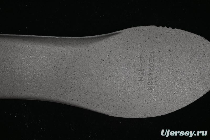 Balenciaga Defender Rubber Platform Sneakers Low-Top Combat Outdoor Shoes with Studded Design and Exaggerated Tire Tread Sole - W2RAG1081