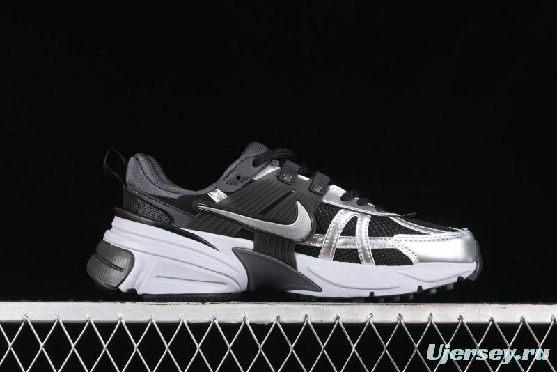 Nike V2K Runtekk 3XL Retro Low-Top Running Shoes with Shock Absorption and Anti-Slip Design - FD0736-005