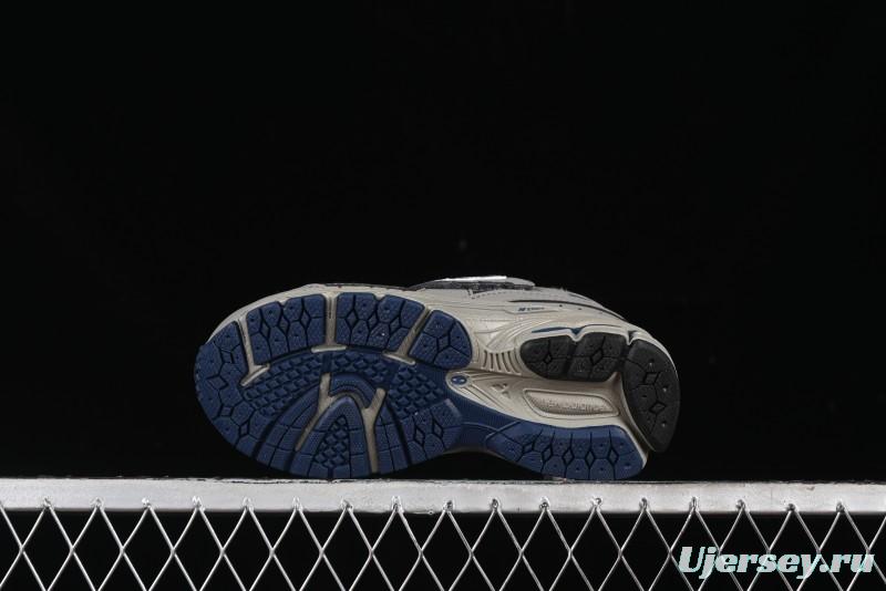 New Balance 2002R Series Hook & Loop Kids Shoes with Fleece Lining - PV2002RA