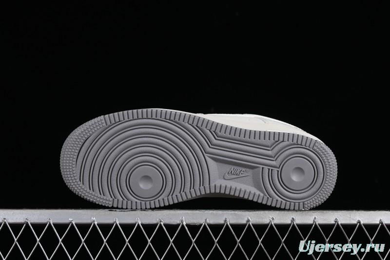 Nike Air Force 1 '07 Low Casual Sneakers with 3M Reflective Details and Full-Length Air Cushion - CJ1379-603