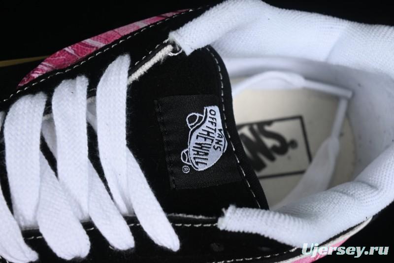 Vans Classics Knu Skool Vulcanized Skate Shoes in Black & Pink - VN0014QC0BV