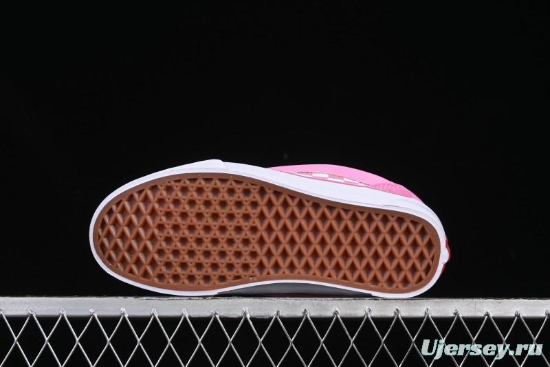 Vans Knu Skool Low-Top Retro Chunky Sneakers with Original Big Logo - VN000CRPBAK