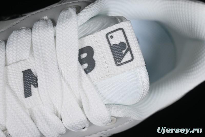 MLB Chunky Liner Basic New York Yankees Height Increasing Thick Sole Casual Sneakers - 3ASXCA12N50GRL