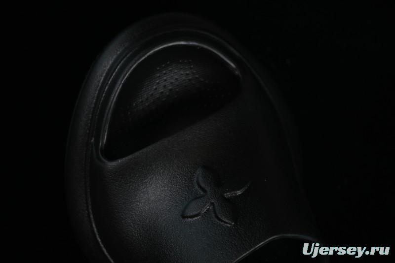 SMFK COMPASS Embossed One-Word Platform Slides - E9066