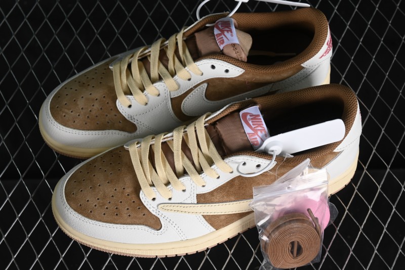 Nike Travis Scott x Air Jordan 1 Low OG AJ1 Reverse Swoosh Sneakers - DM7866-106