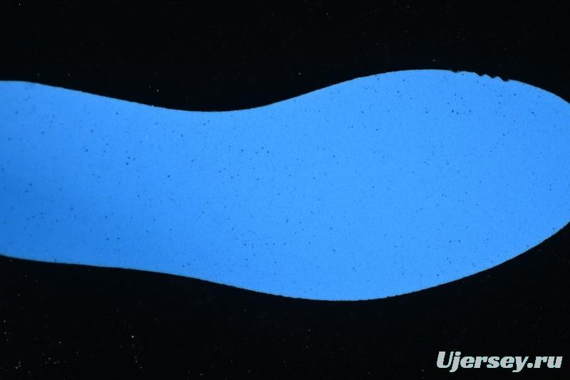 Nike Air Jordan 12 Retro Basketball Shoes in Black and Yellow - 130690-070