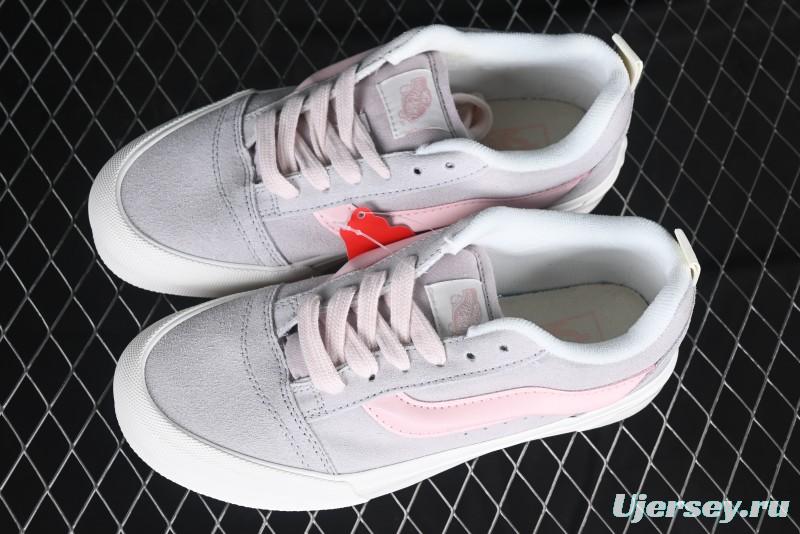 Vans Knu Skool Low-Top Retro Casual Vulcanized Sneakers in Off-White Pink - VN0009QPNK
