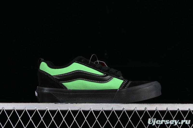 Vans Classics Knu Skool Retro Sneakers with Thickened Tongue and Enlarged Toe - VN0009QCSWE