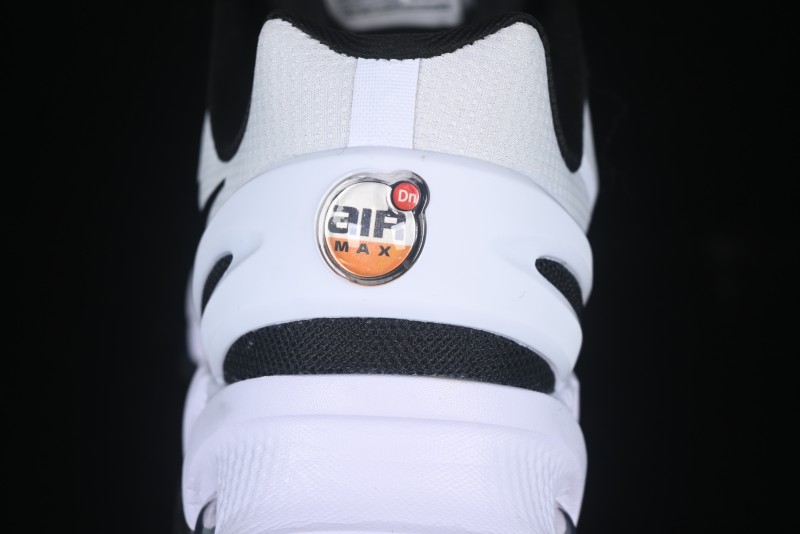 Nike Air Max Dn8 Running Shoes with Dynamic Air Cushion Technology for Enhanced Comfort - FQ7860-009