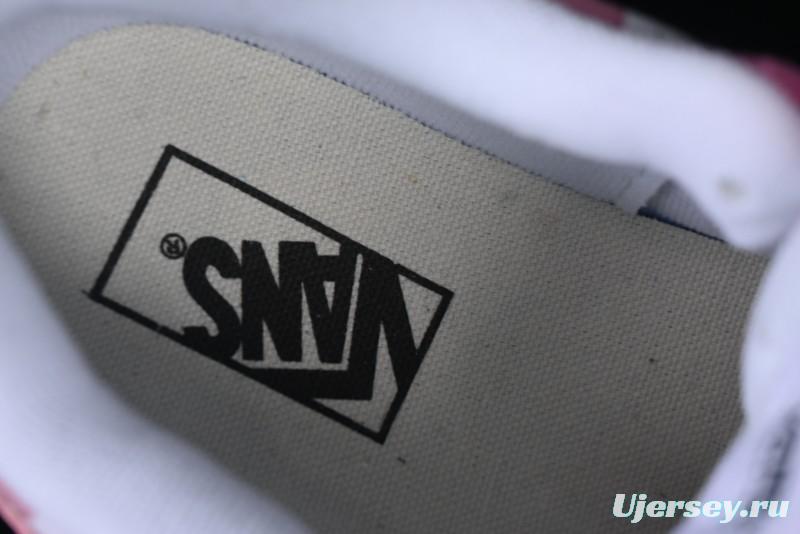 Vans Knu Skool Low-Top Retro Chunky Sneakers with Original Big Logo - VN000CRPBAK